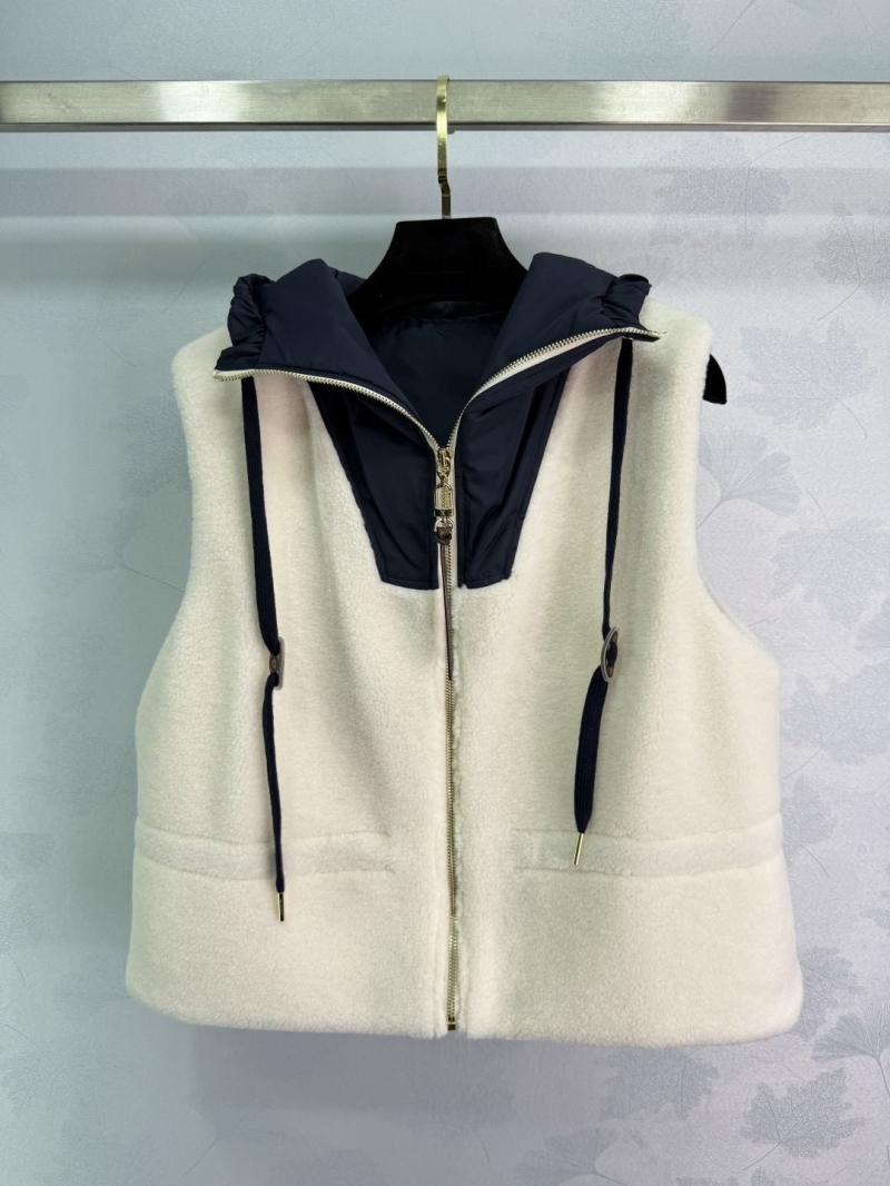 l0vis Vvtt0n outwear